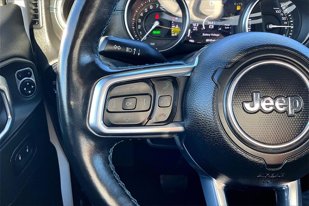 Used 2021 Jeep Wrangler Unlimited Rubicon 4xe w/ Steel Bumper Group image 19