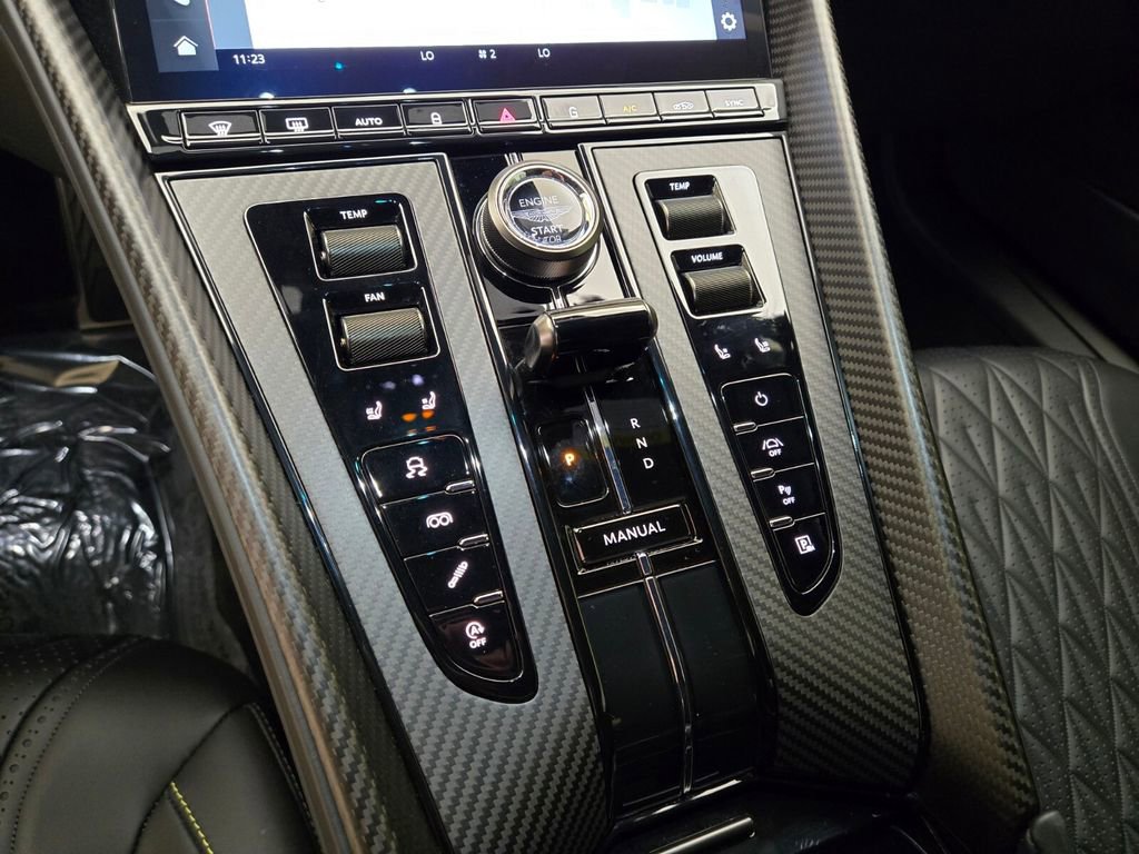 Used 2024 Aston Martin DB12 Coupe RWD image 37