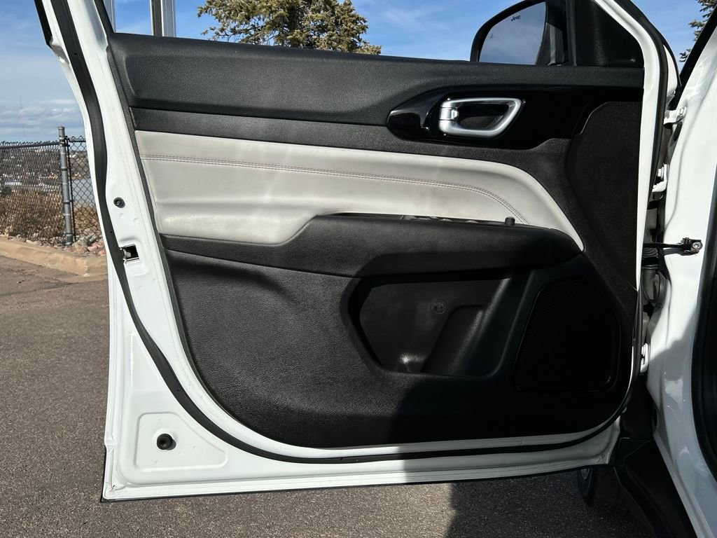 Used 2023 Jeep Compass Limited w/ Elite Group image 31