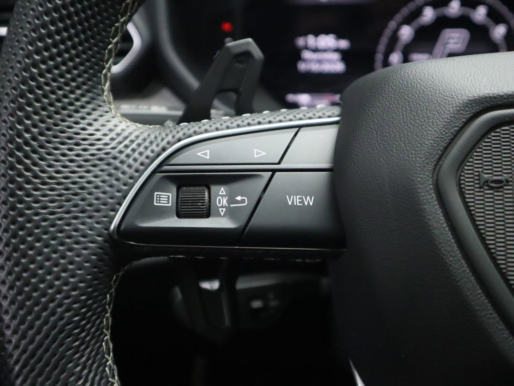 Used 2022 Lamborghini Urus image 11