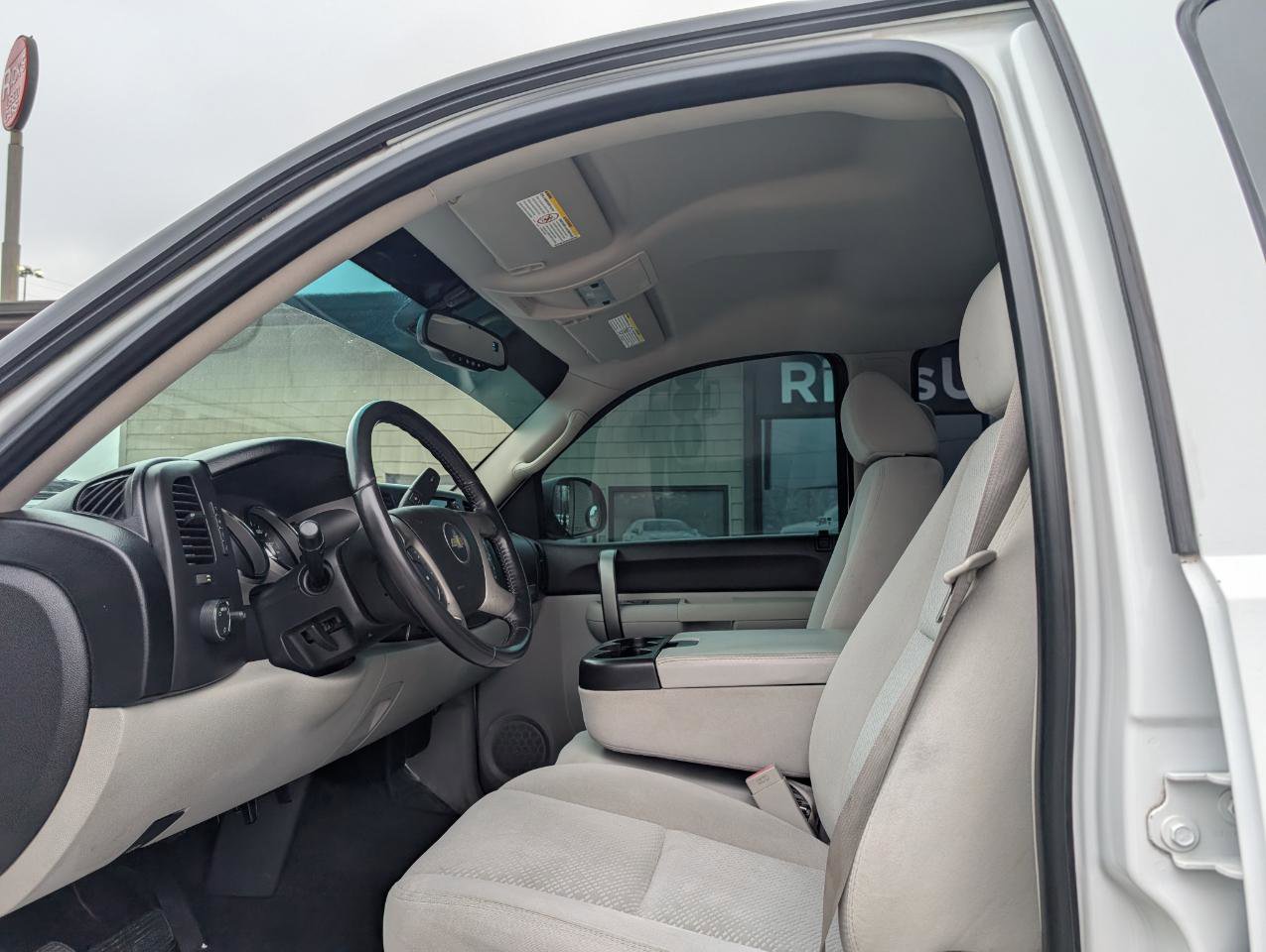 Used 2008 Chevrolet Silverado 2500 LT w/ 1LT Convenience Package RWD image 11