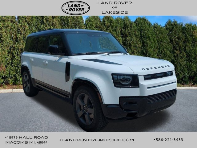 Used 2026 Land Rover Defender 110 X-Dynamic SE AWD/4WD image 3