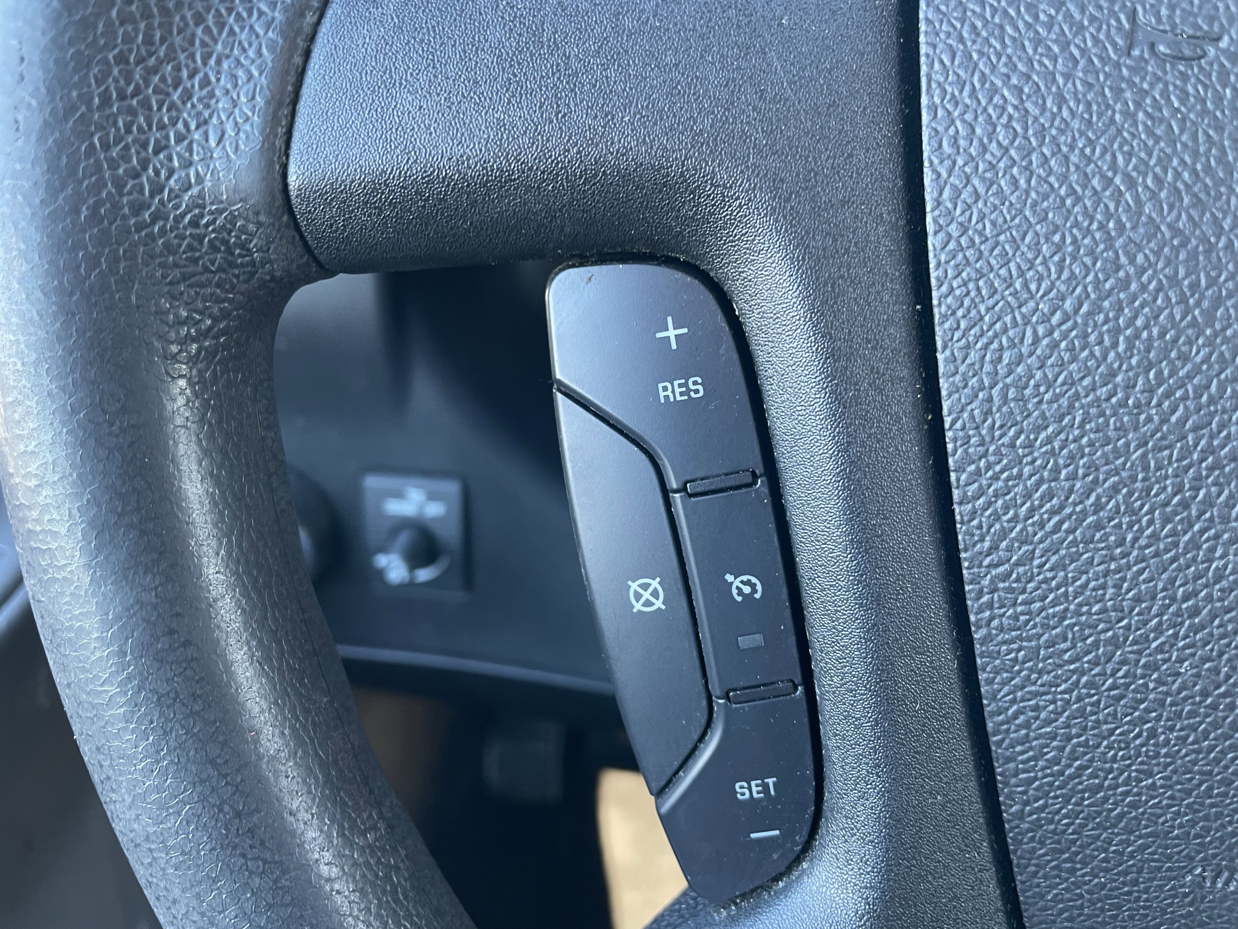 Used 2018 Chevrolet Express 2500 LT w/ LT Preferred Equipment Group image 20