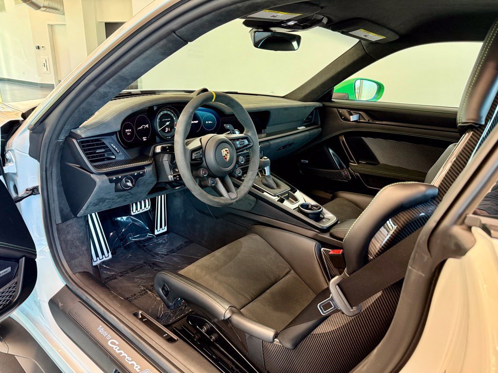 Used 2024 Porsche 911 GT3 RS RWD image 4