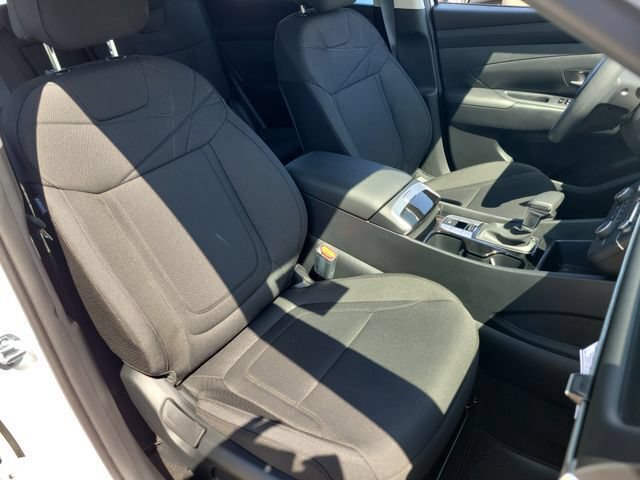 New 2026 Hyundai Tucson SE w/ Tow & Go Package FWD image 21