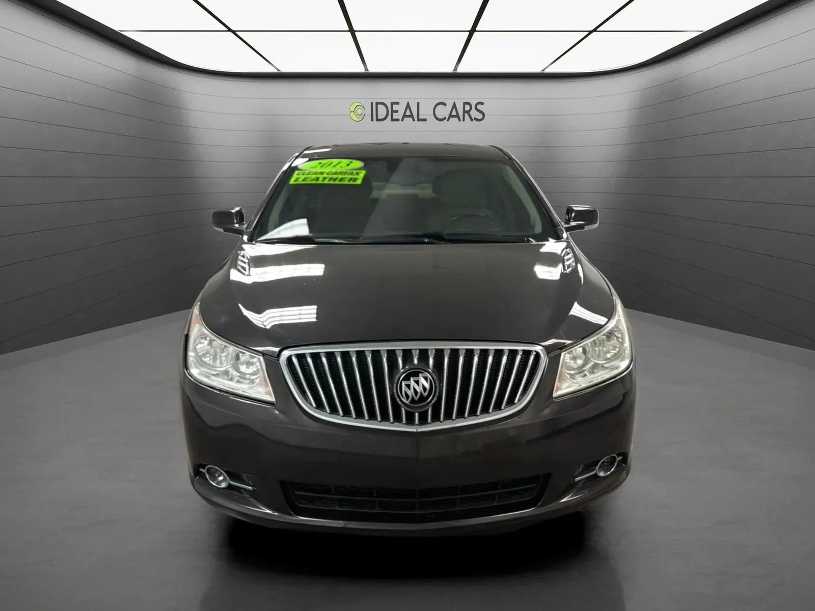 Used 2013 Buick LaCrosse Leather FWD image 2