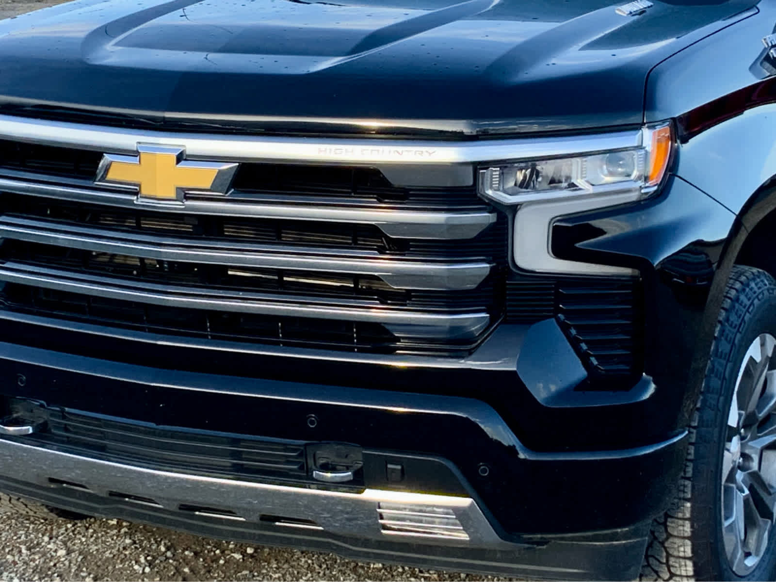 Used 2024 Chevrolet Silverado 1500 High Country w/ Technology Package image 13