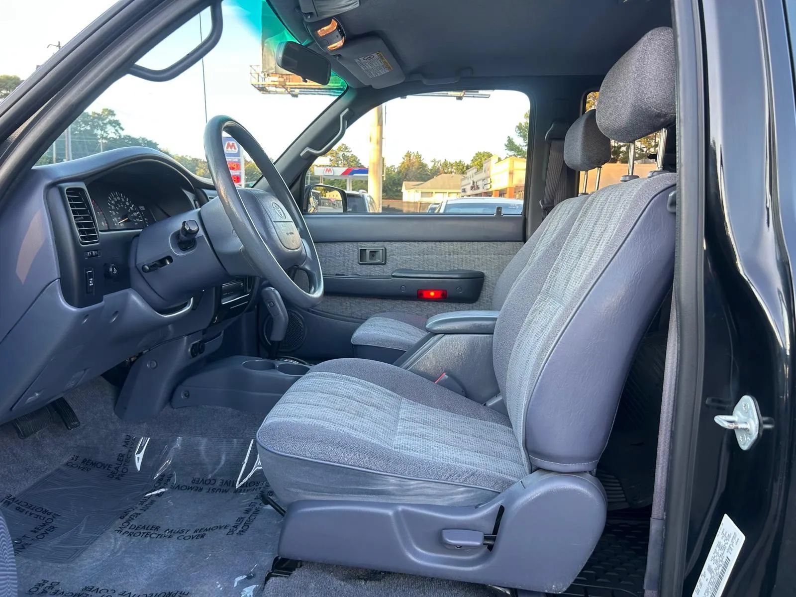 Used 1998 Toyota Tacoma PreRunner w/ Convenience Pkg RWD image 7