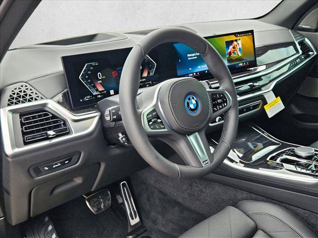 New 2026 BMW X5 xDrive50e w/ M Sport Package AWD/4WD image 3