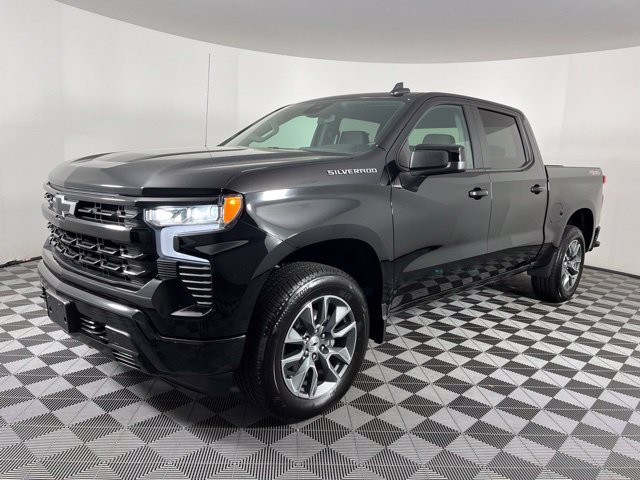 Used 2025 Chevrolet Silverado 1500 RST AWD/4WD image 6