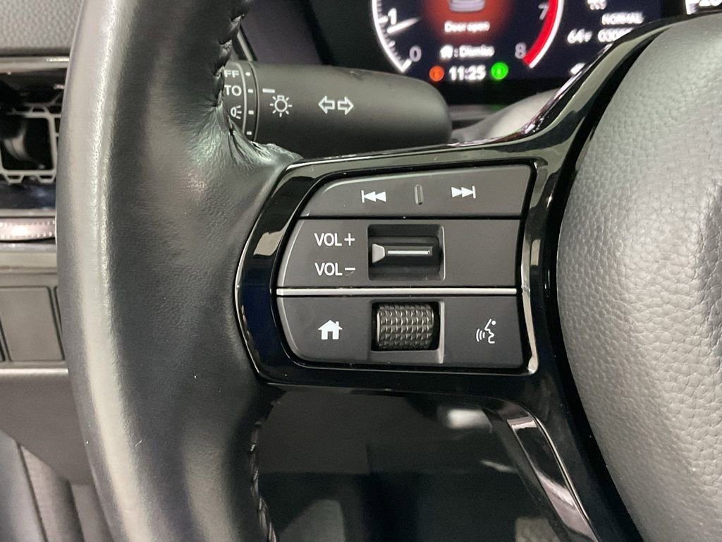 Used 2025 Honda CR-V EX-L image 9