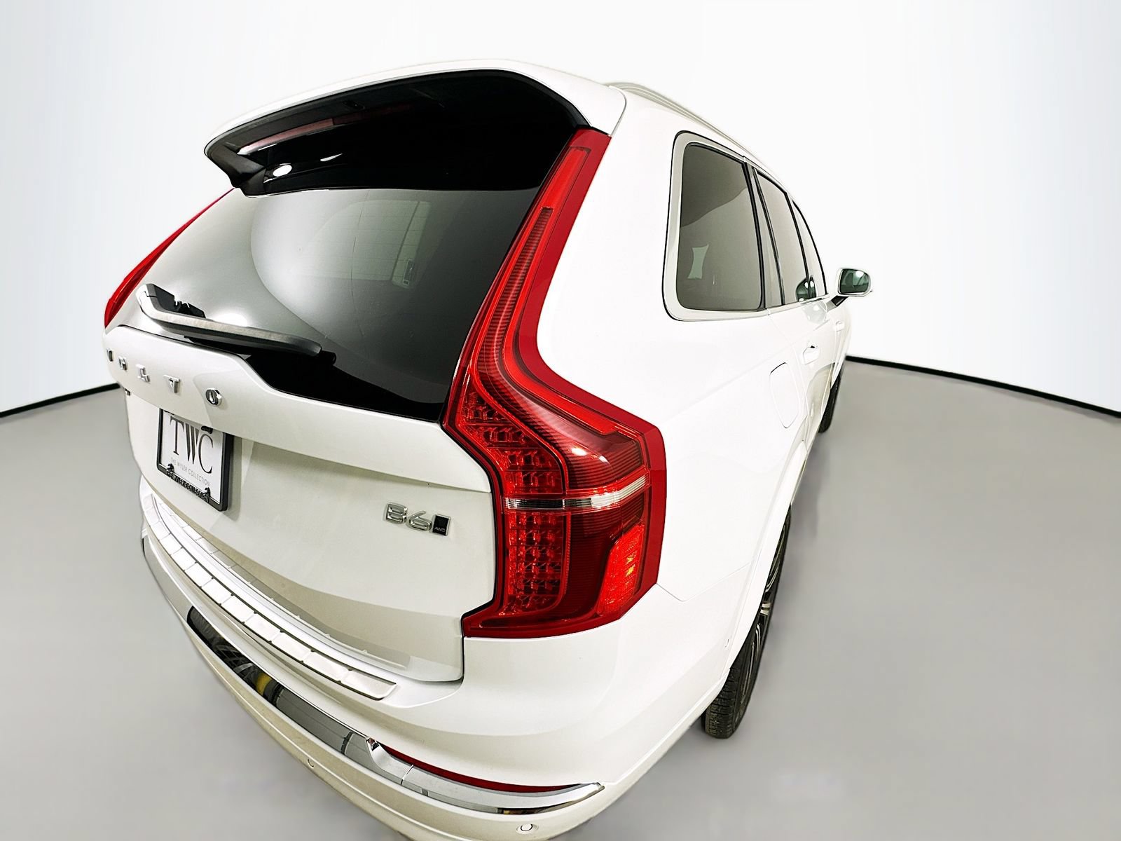 Used 2023 Volvo XC90 B6 Plus w/ Protection Package Premier AWD/4WD image 12