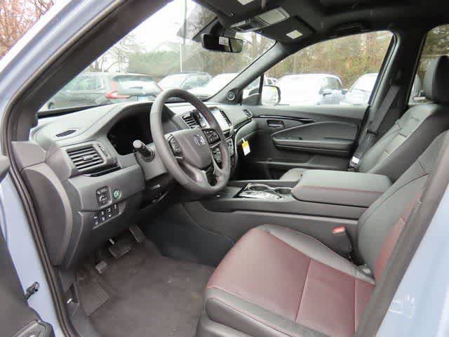 New 2026 Honda Ridgeline Black Edition image 2