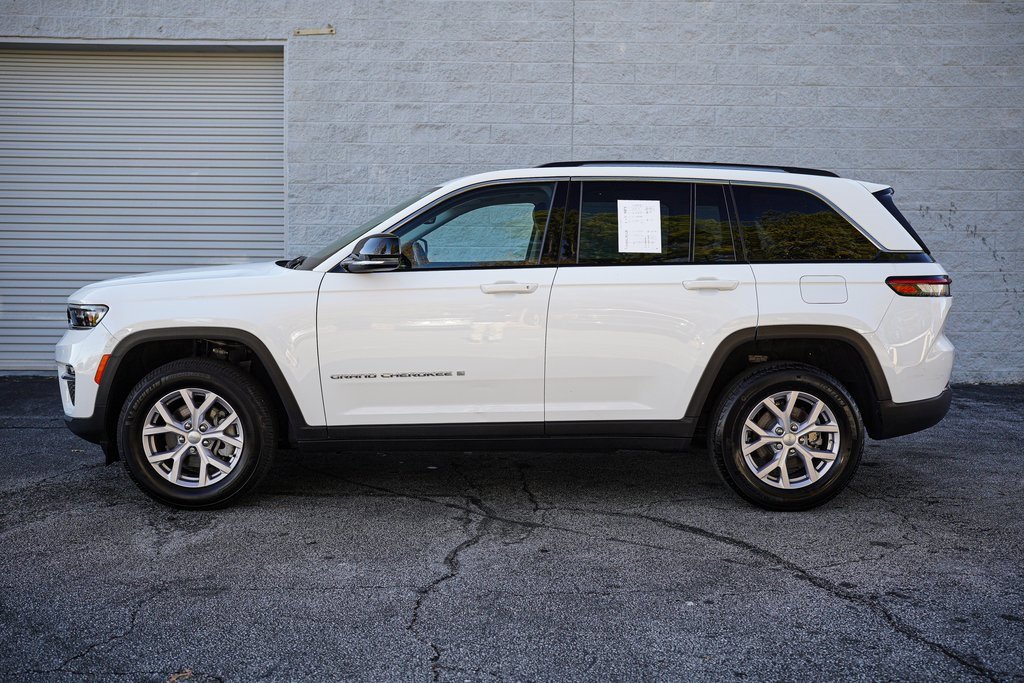 Used 2022 Jeep Grand Cherokee Limited image 9