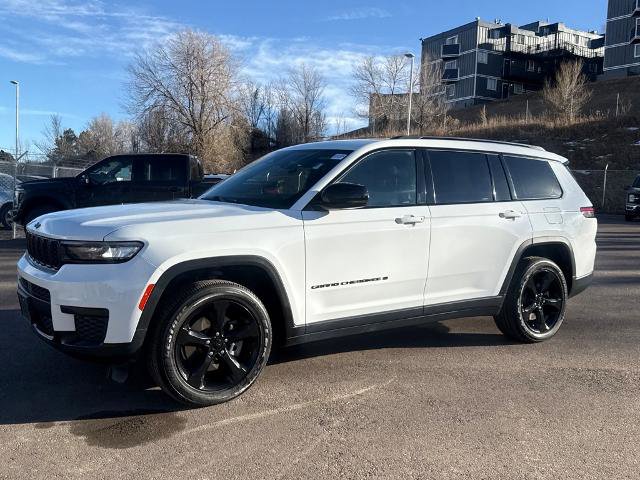 Used 2021 Jeep Grand Cherokee L Laredo image 1