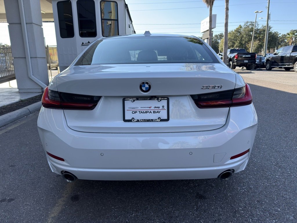 Used 2023 BMW 330i Sedan w/ Driving Assistance Package image 5