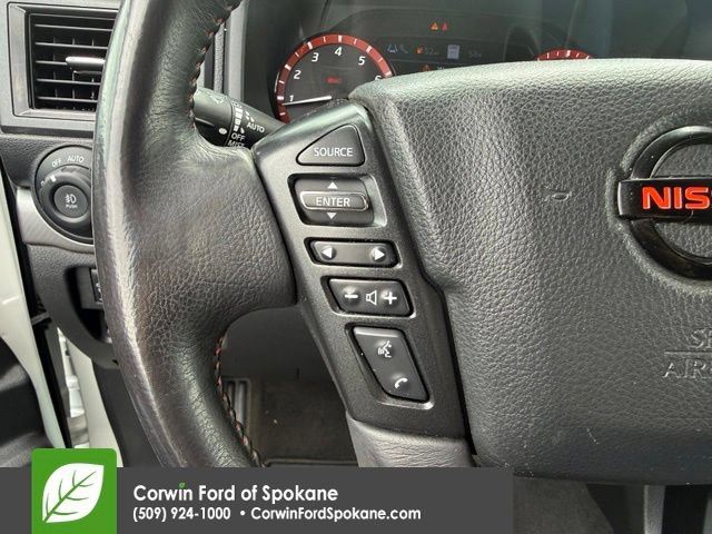 Used 2021 Nissan Titan PRO-4X w/ Pro-4x Convenience Package AWD/4WD image 22