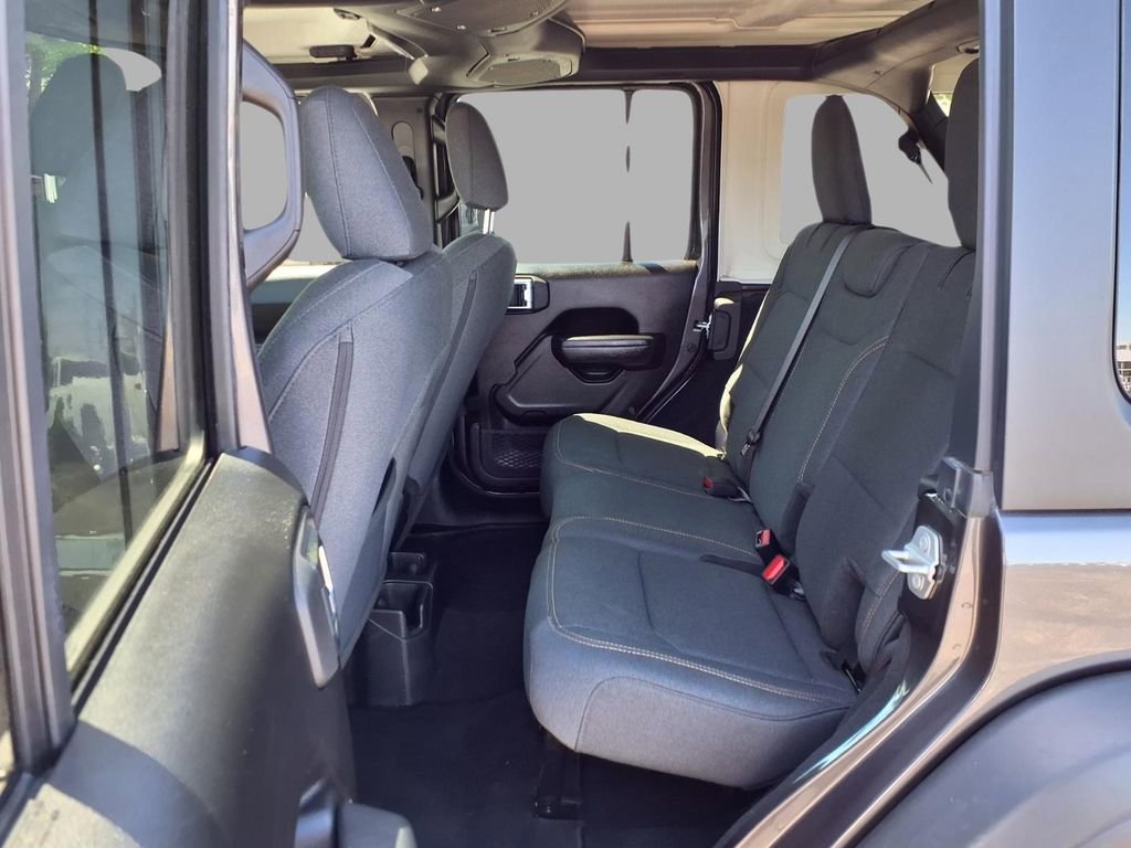 Certified 2025 Jeep Wrangler Unlimited Sport AWD/4WD image 24