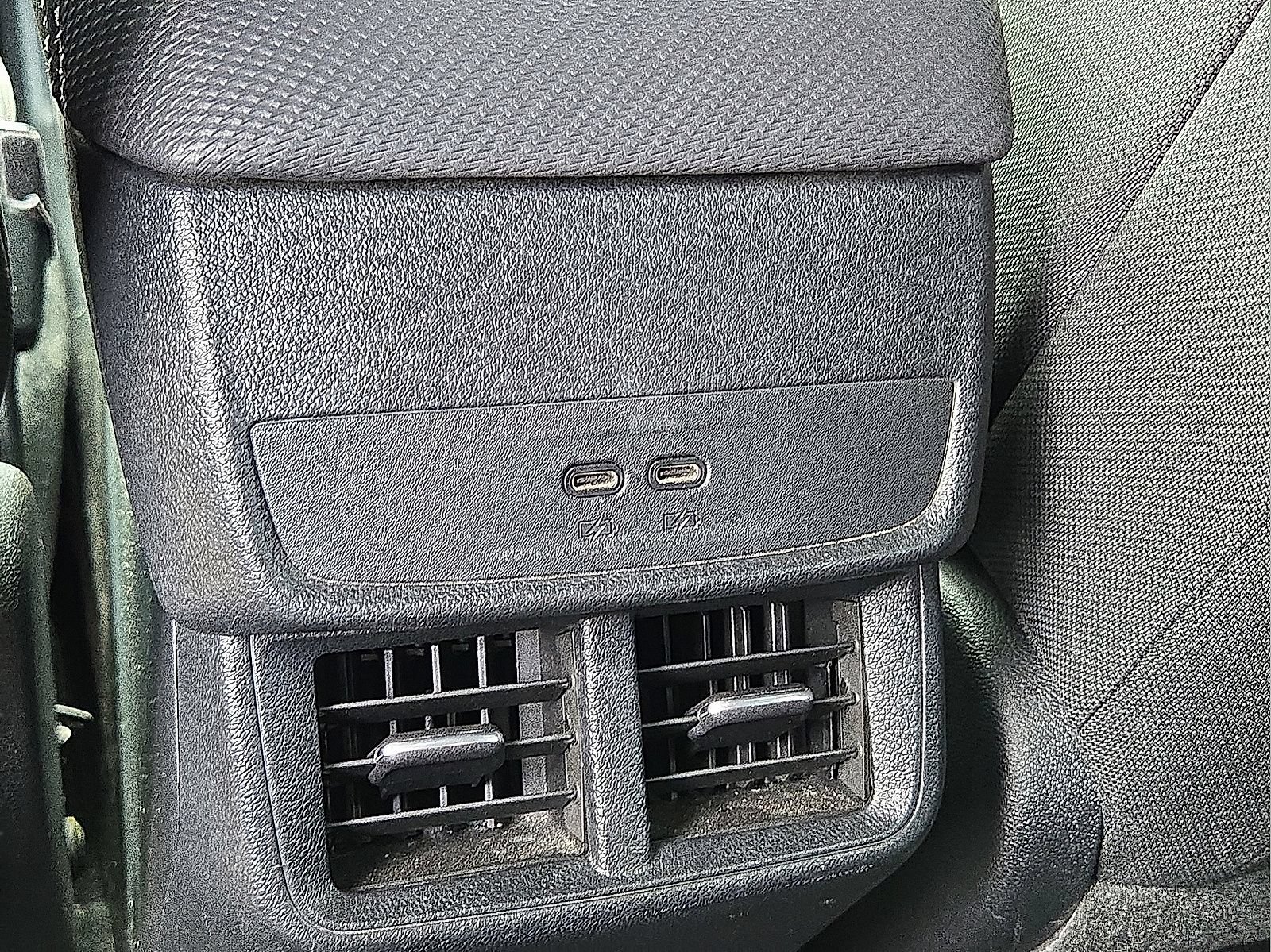 Used 2025 Chevrolet Equinox LT AWD/4WD image 15