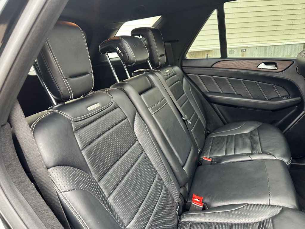 Used 2013 Mercedes-Benz ML 63 AMG 4MATIC image 20