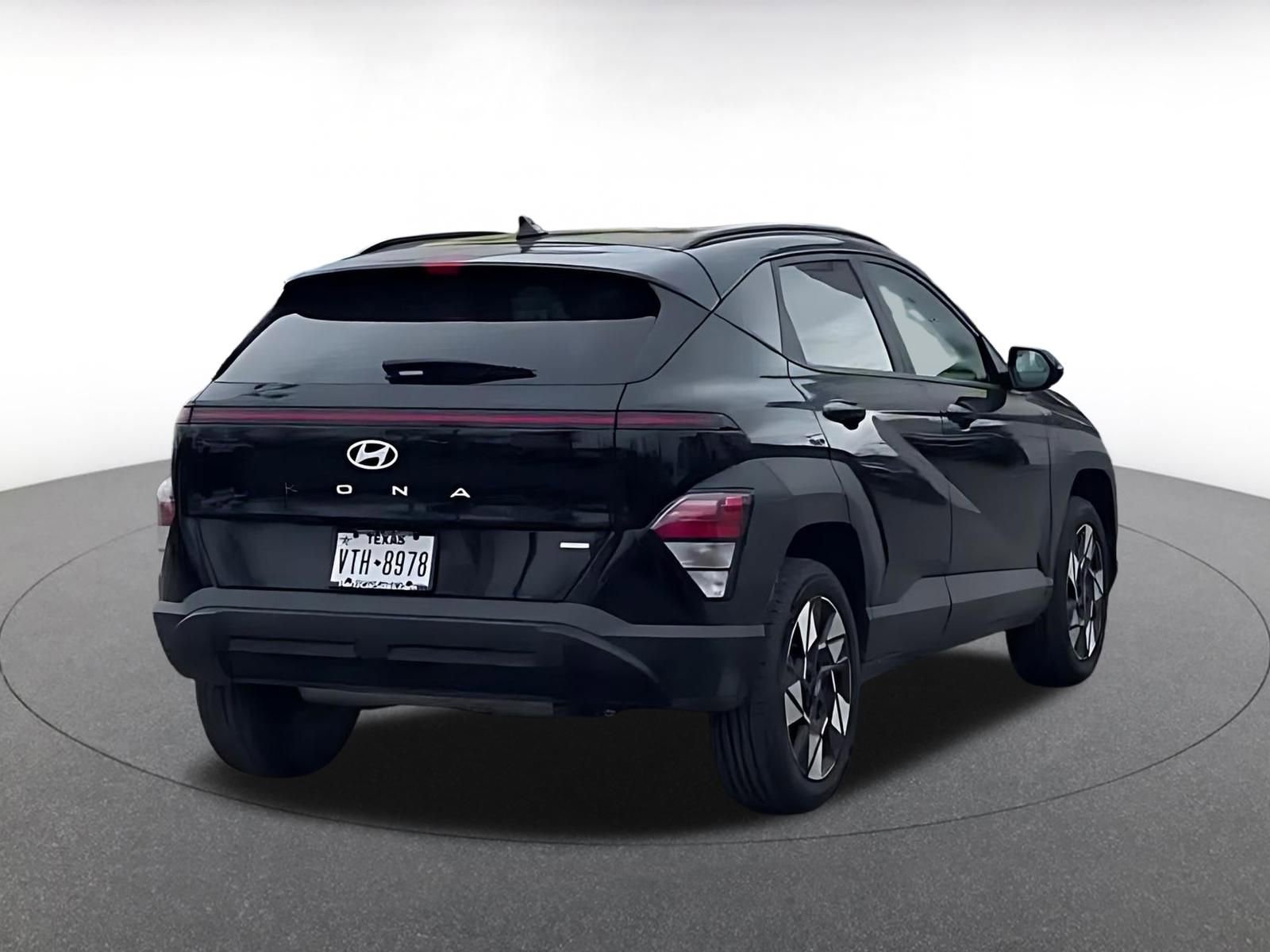 Used 2025 Hyundai Kona SEL AWD/4WD image 15