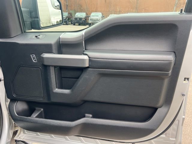 Used 2017 Ford F150 XLT w/ Equipment Group 302A Luxury image 10