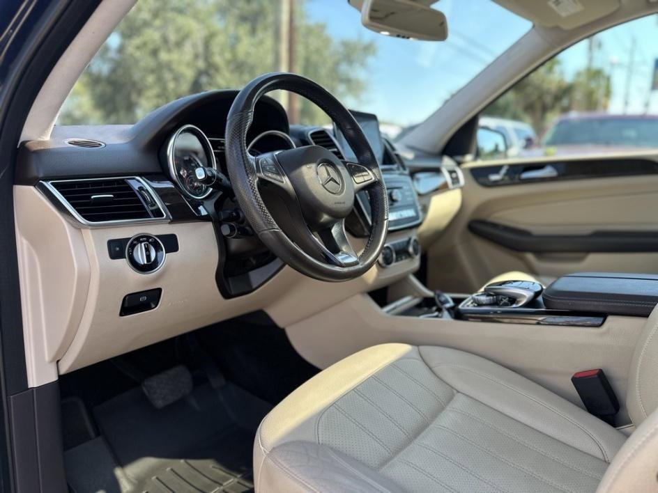 Used 2018 Mercedes-Benz GLE 350 w/ Premium 1 Package image 15