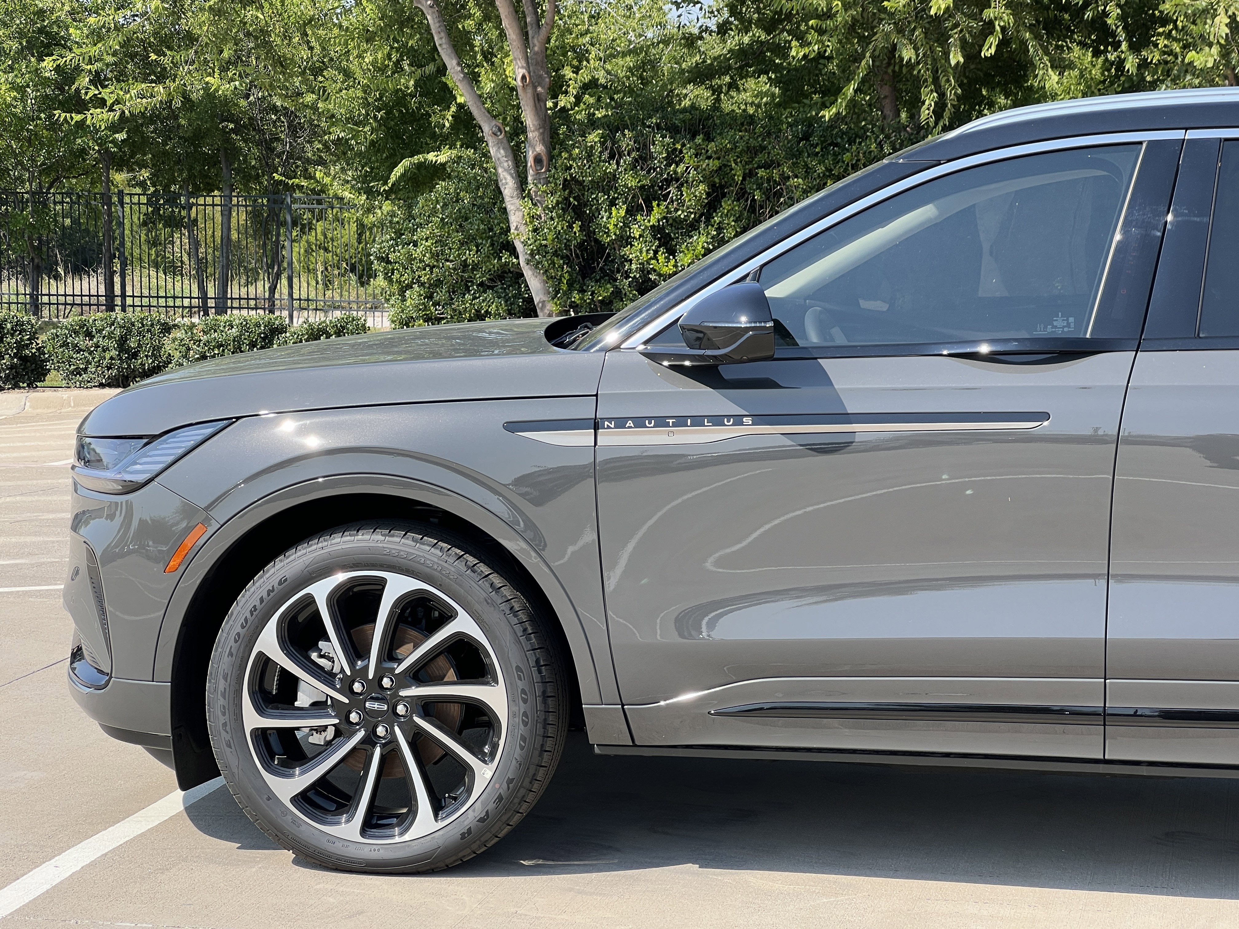 New 2025 Lincoln Nautilus Black Label image 5