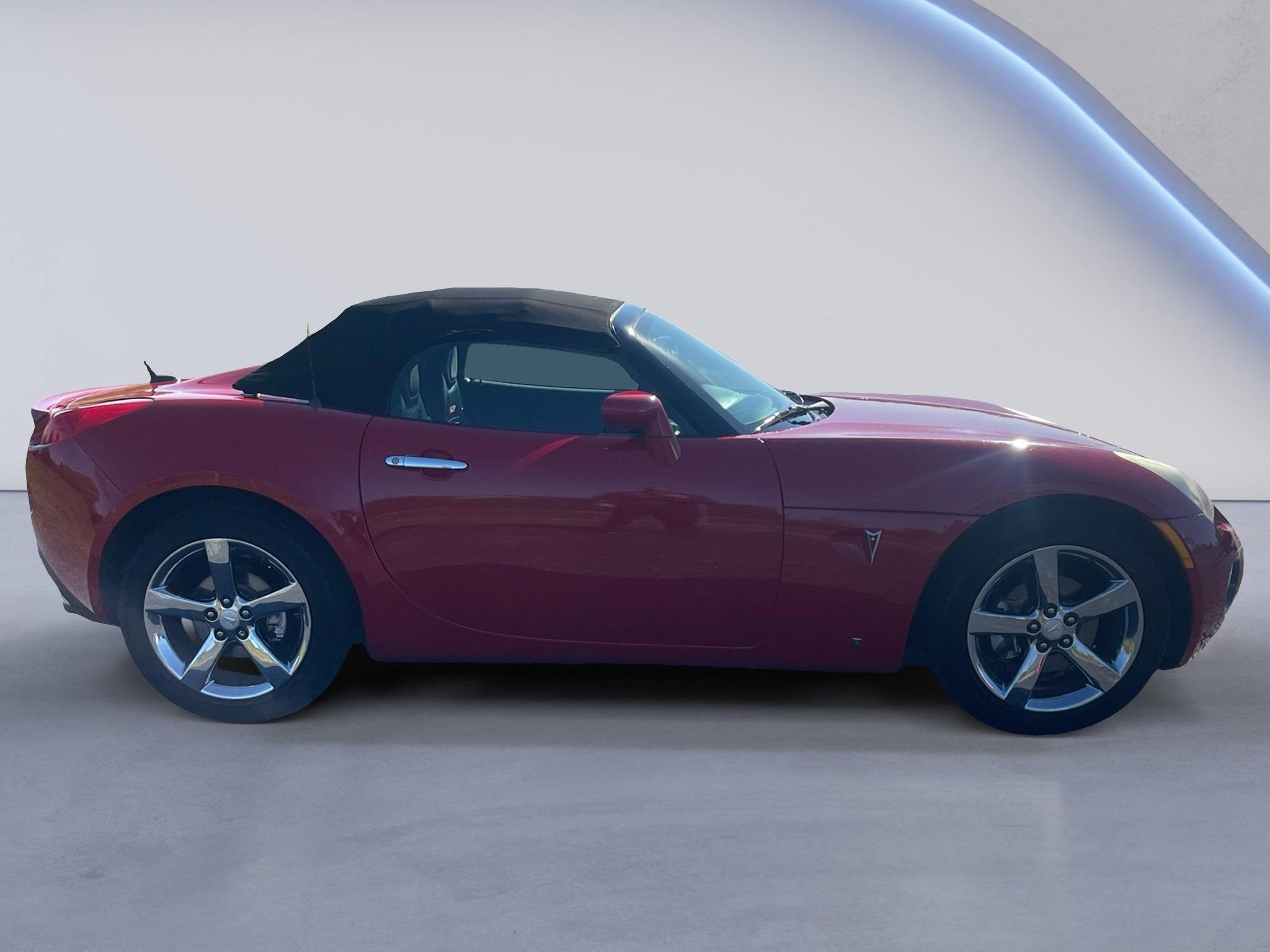 Used 2008 Pontiac Solstice GXP w/ Premium Package RWD image 7
