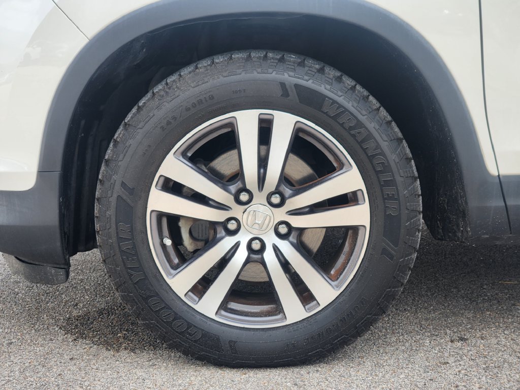 Used 2018 Honda Pilot EX image 8