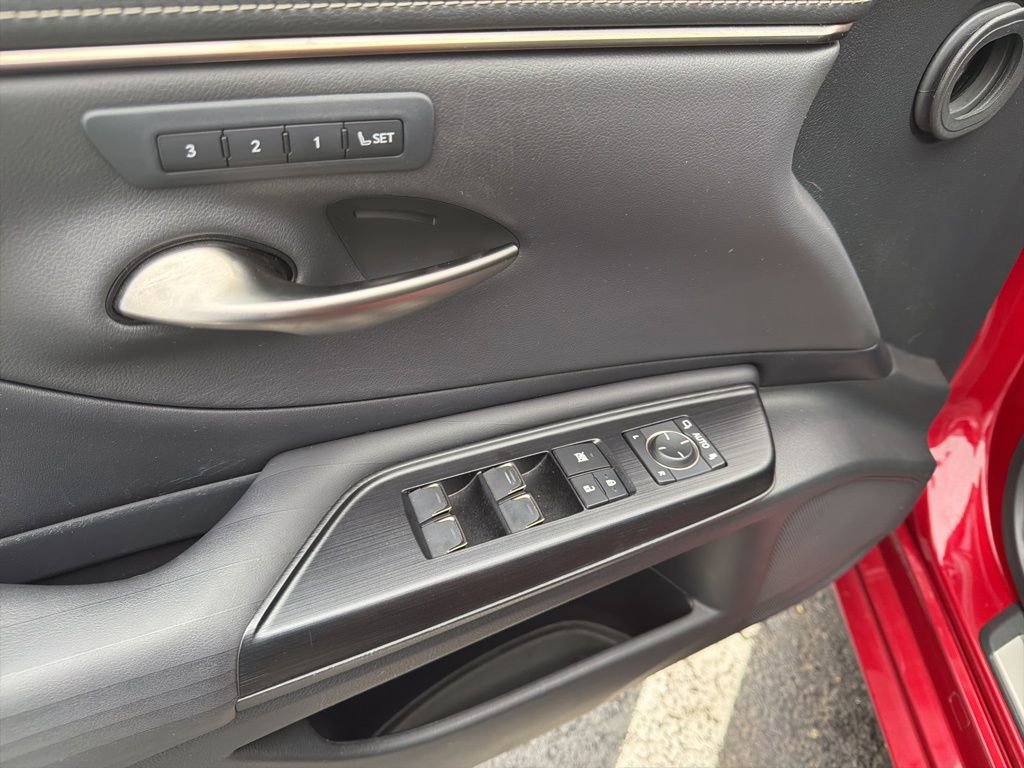 Used 2021 Lexus ES 350 Luxury image 27