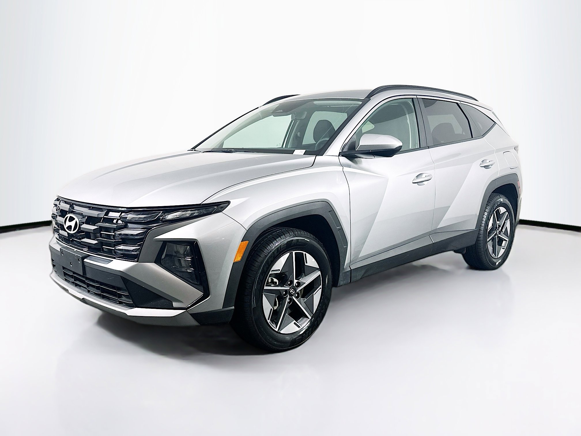 Used 2025 Hyundai Tucson SEL image 3