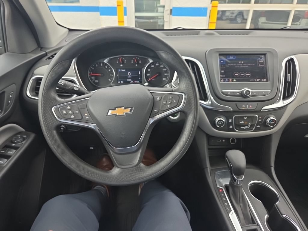 Used 2024 Chevrolet Equinox LS w/ LS Convenience Package FWD image 25