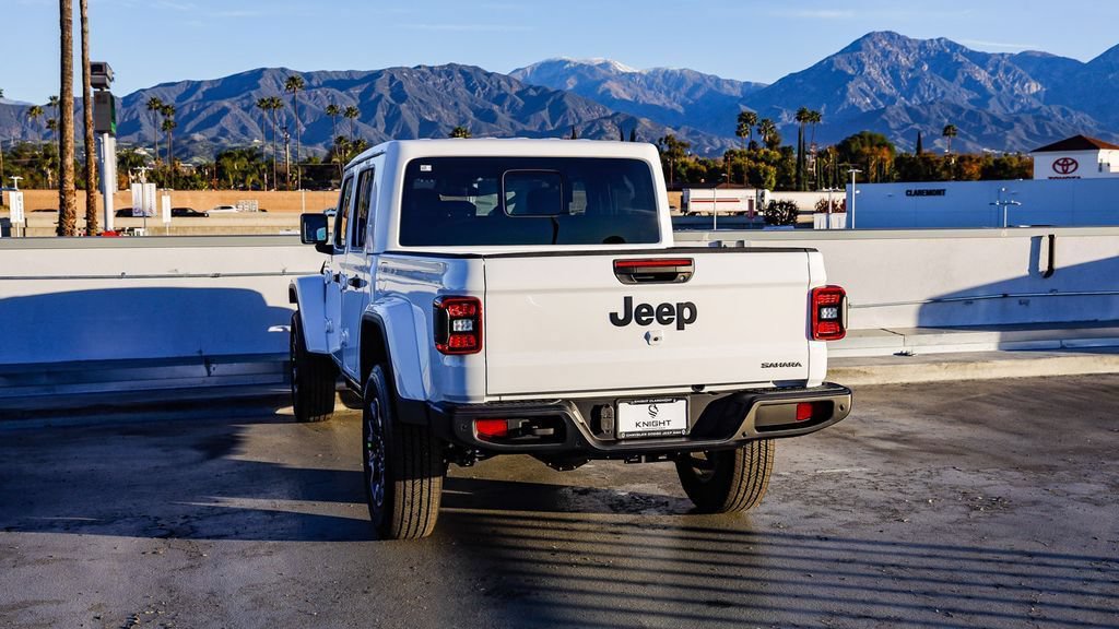 New 2026 Jeep Gladiator Sport AWD/4WD image 7