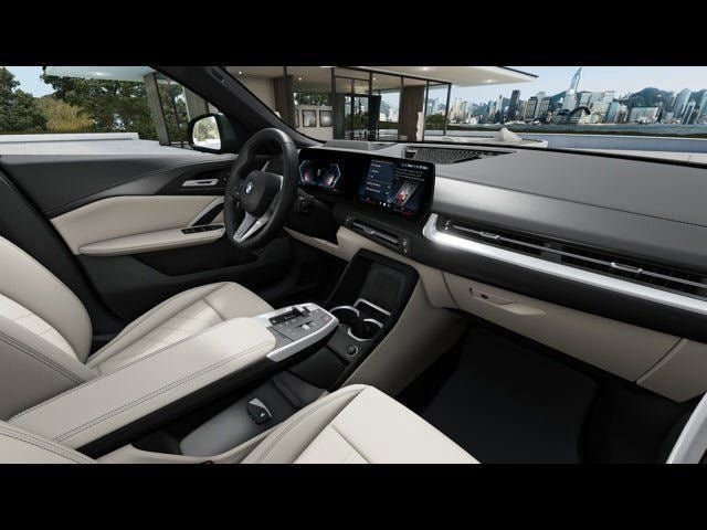 Used 2025 BMW X2 xDrive28i w/ Technology Package AWD/4WD image 17