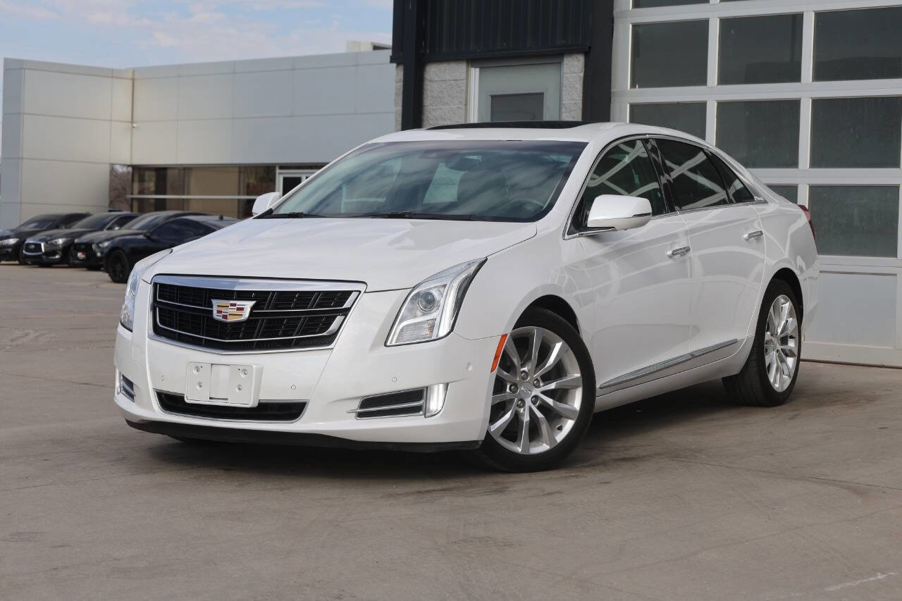 Used 2016 Cadillac XTS Luxury w/ Driver Awareness Package image 3