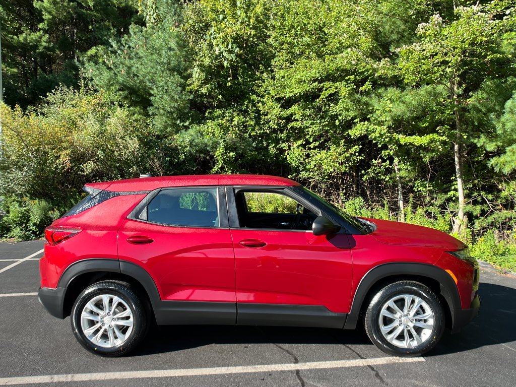 Used 2021 Chevrolet TrailBlazer LS FWD image 6