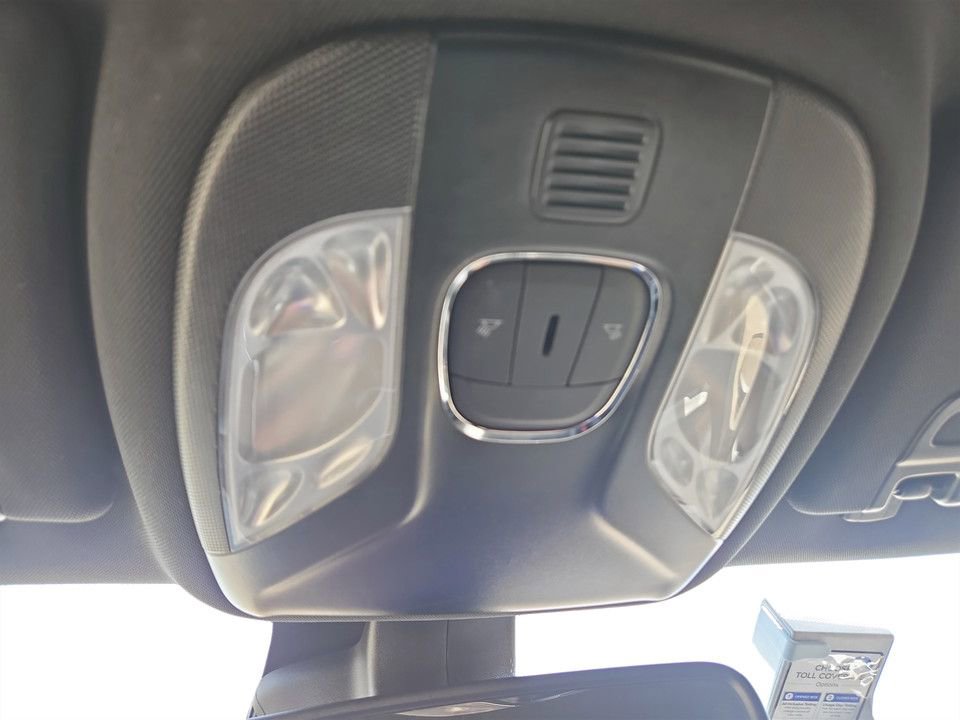 Used 2025 Jeep Compass Trailhawk AWD/4WD image 24