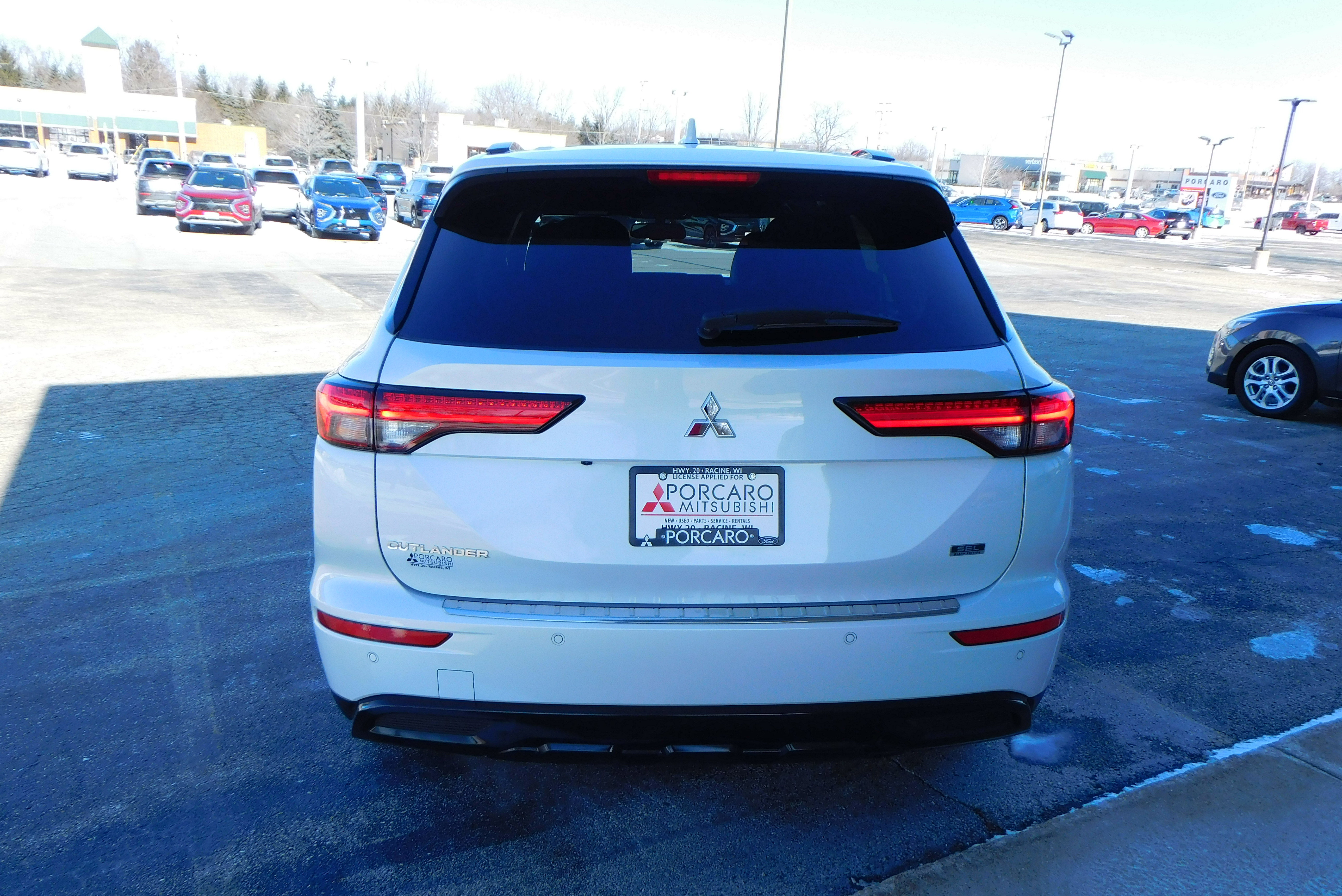 Used 2024 Mitsubishi Outlander SEL image 4