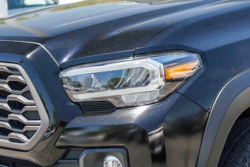 Used 2021 Toyota Tacoma TRD Off-Road w/ TRD Premium Off Road Package AWD/4WD image 8