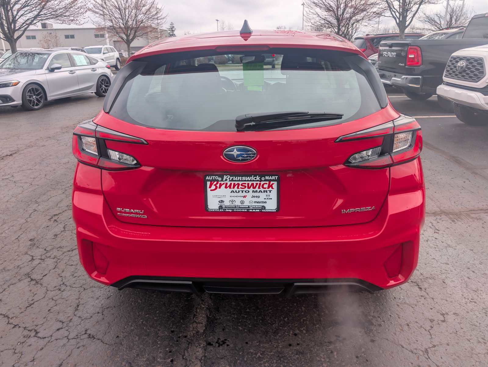 Used 2025 Subaru Impreza 2.0i image 6