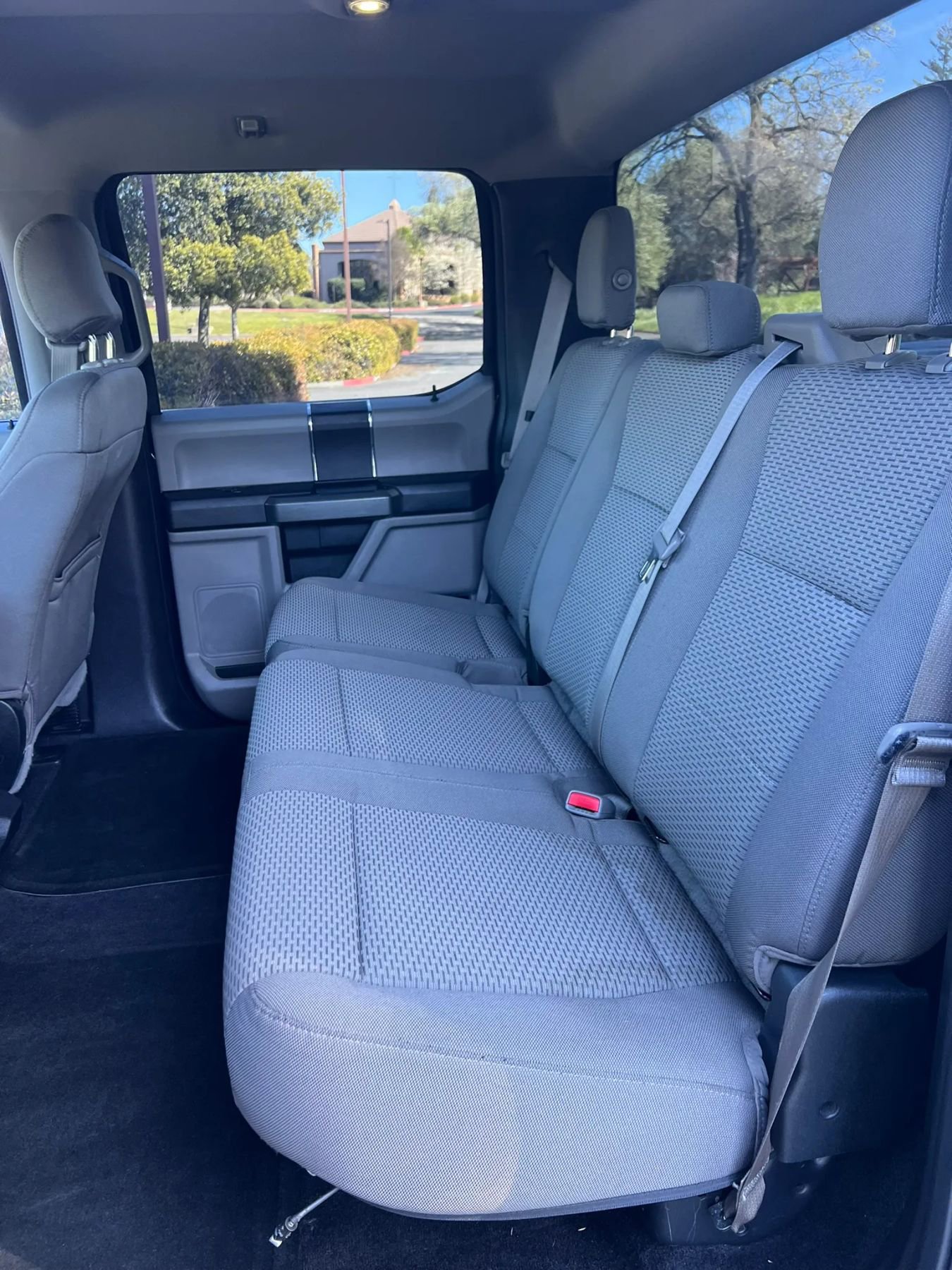 Used 2016 Ford F150 XLT image 9