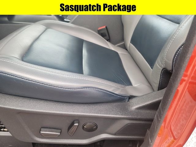 Used 2024 Ford Bronco Outer Banks w/ Sasquatch Package image 9