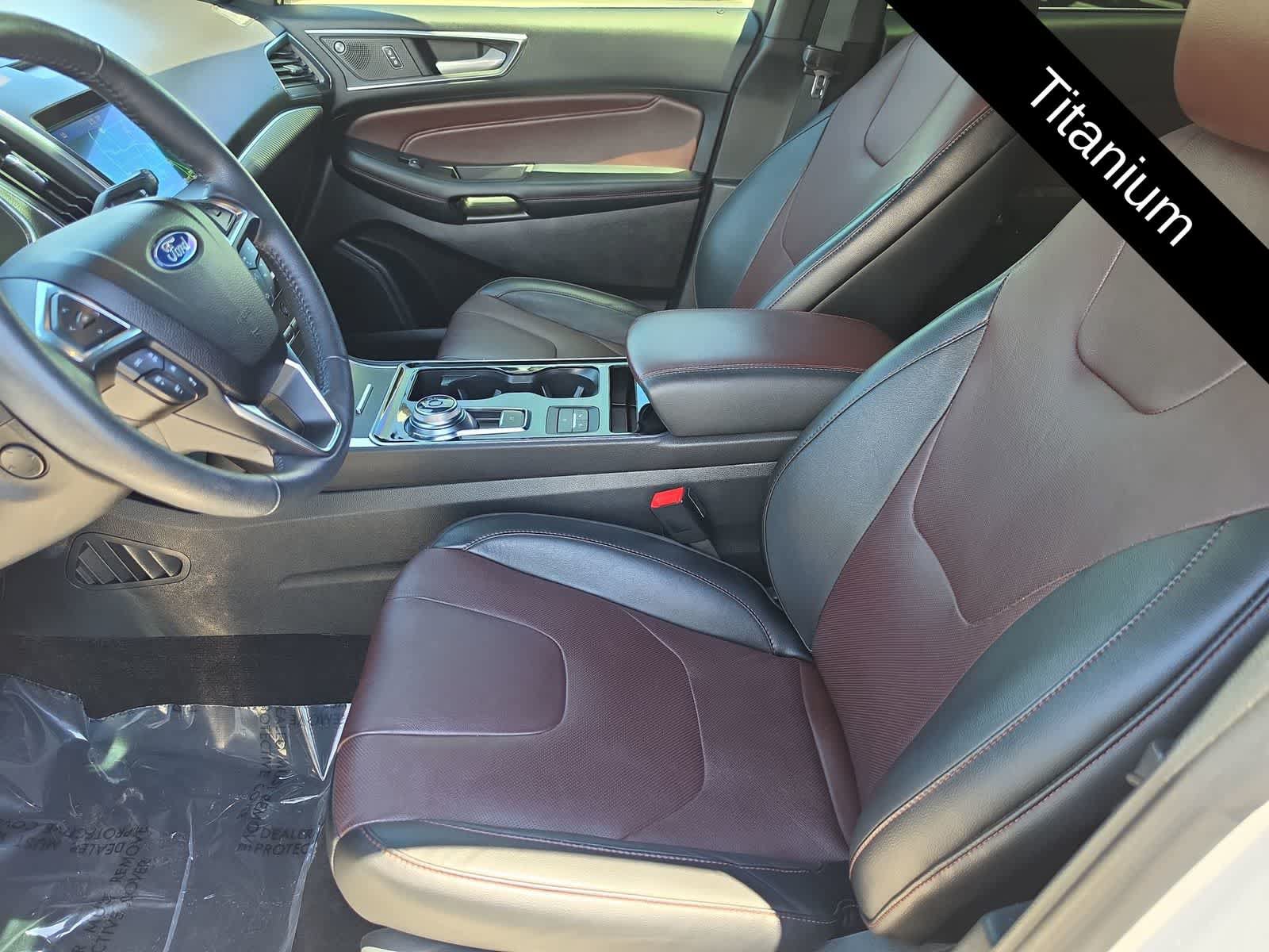 Used 2020 Ford Edge Titanium w/ Equipment Group 301A AWD/4WD image 16