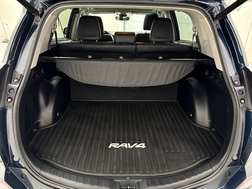 Used 2017 Toyota RAV4 Limited w/ Carpet Mat Package AWD/4WD image 29