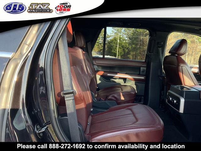 Used 2024 Ford Expedition Limited image 13