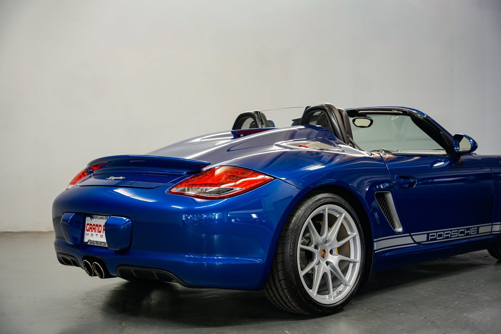 Used 2011 Porsche Boxster Spyder RWD image 36