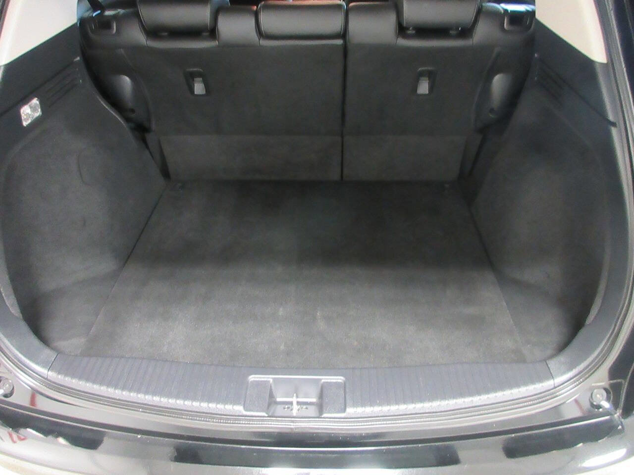 Used 2019 Honda HR-V Touring image 18