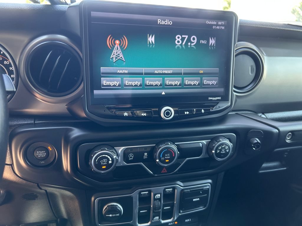 Used 2018 Jeep Wrangler Unlimited Sport S AWD/4WD image 19