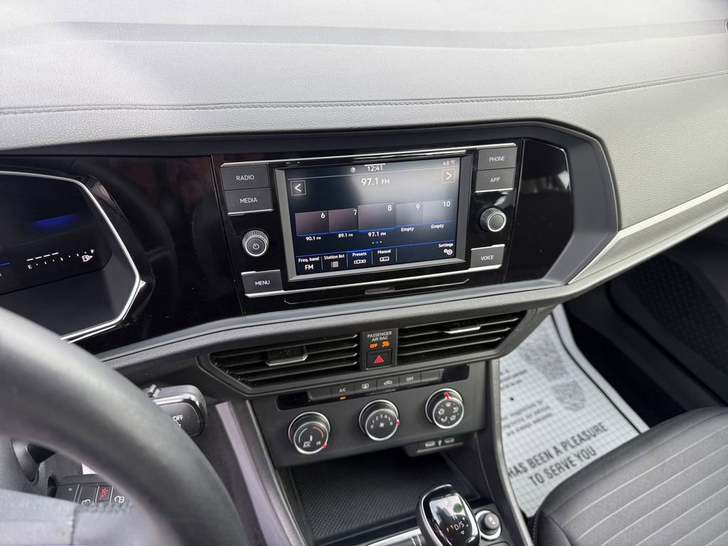 Used 2024 Volkswagen Jetta S image 25